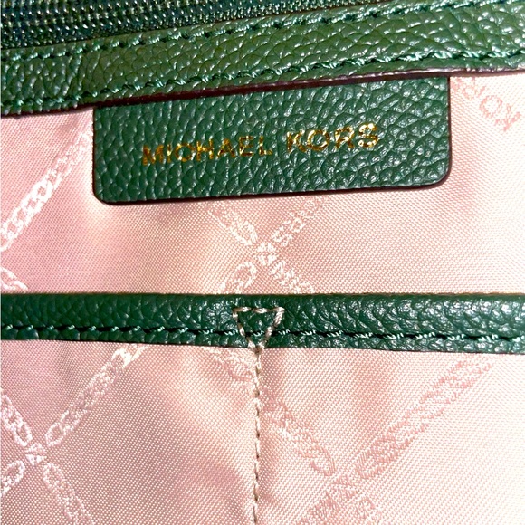 Michael Kors Sierra Large Satchel - NWOT - Picture 4 of 9